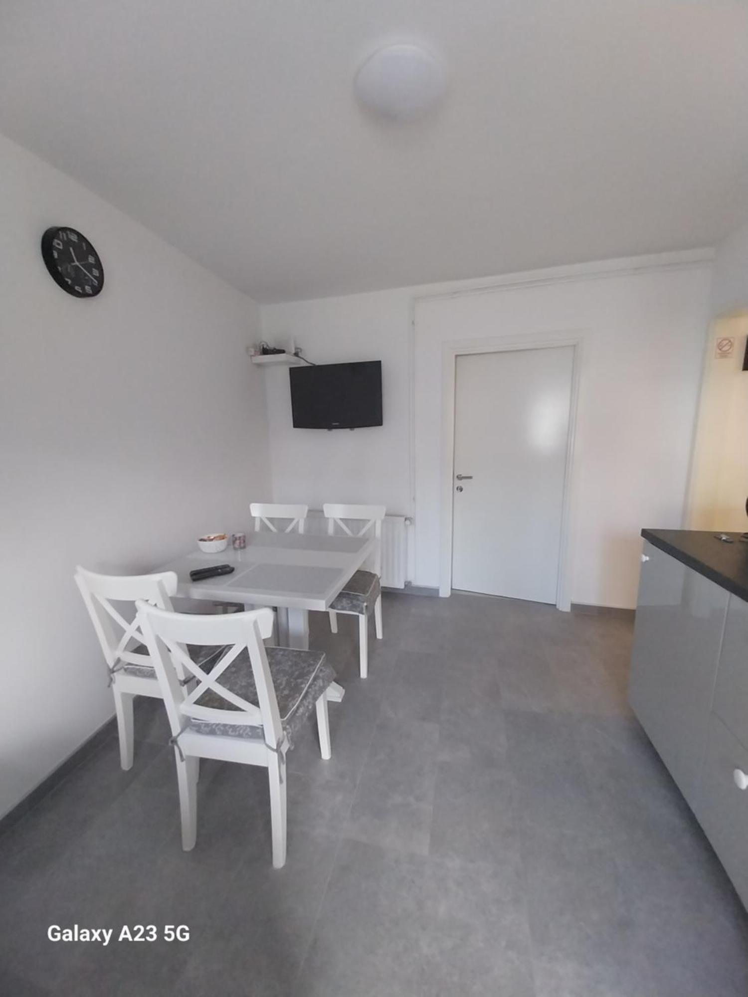 Apartman Bloom 오시예크 외부 사진